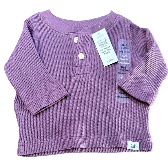 NWT Baby GAP Long Sleeve Shirt & Pants Bundle (0-3 Months) - Picture 2 of 5
